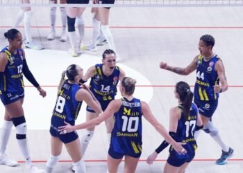 Beşiktaş 0-3 Fenerbahçe Medicana (MAÇ SONUCU ÖZET)