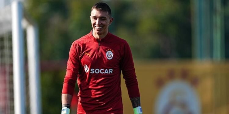 Fernando Muslera rekor için sahada
