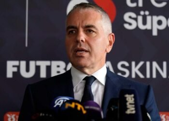 Galatasaray yabancı VAR önerdi, Fenerbahçe istemedi!