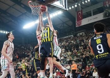 Karşıyaka 90-101 Fenerbahçe Beko (MAÇ SONUCU ÖZET)