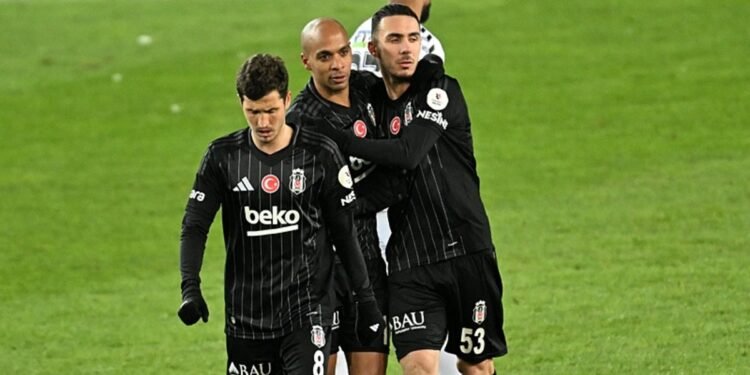 Beşiktaş hız kesmiyor