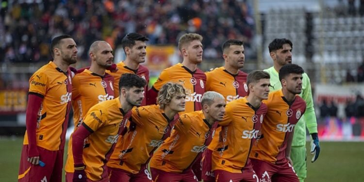 Galatasaray’da UEFA listesine kimler eklenecek? 3 futbolcu…