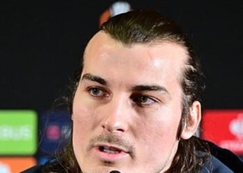 Fenerbahçe’de Çağlar Söyüncü sakatlandı!