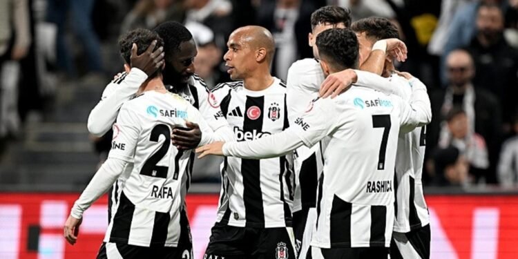 Beşiktaş Kasımpaşa deplasmanında