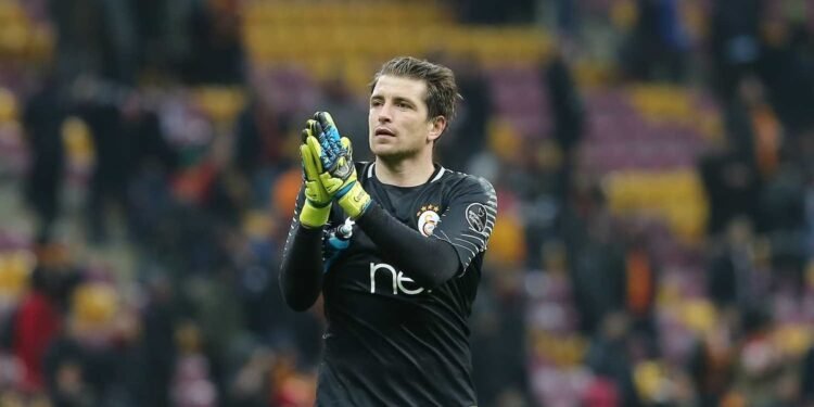 Galatasaray’ın eski kalecisinden Türkiye övgüsü!