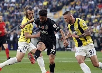 Fenerbahçe 0-1 Beşiktaş (MAÇ SONUCU – ÖZET) Kadıköy’deki dev derbi Kartal’ın!