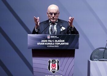 Hasan Arat ve Tevfik Yamantürk ihraç edildi