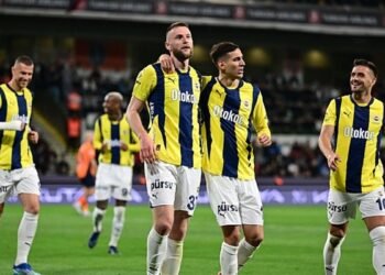 RAMS Başakşehir 1-4 Fenerbahçe (MAÇ SONUCU ÖZET) | Trendyol Süper Lig