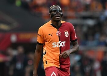 Taraftar çıldırdı Osimhen’i istiyor