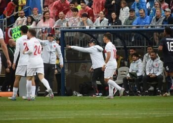 3 futbolcu milli takımda oynadı