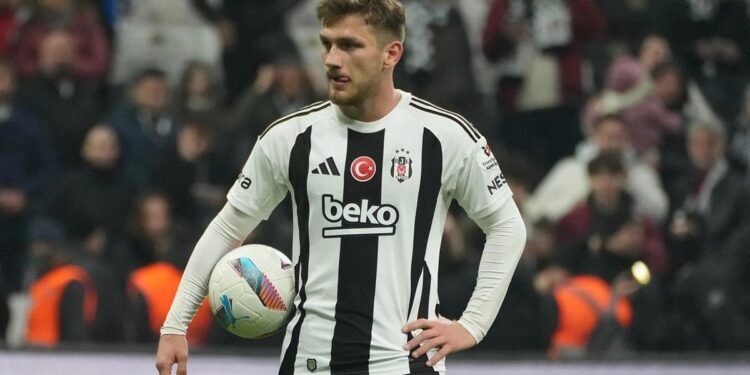Ada’dan Semih’e kanca
