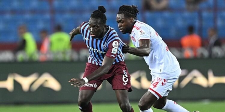 Batista Mendy Lens’e gidiyor