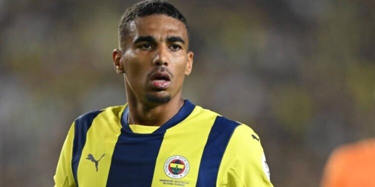 FENERBAHÇE HABERLERİ – Alexander Djiku’dan transfer kararı! Menajerine yetki verdi