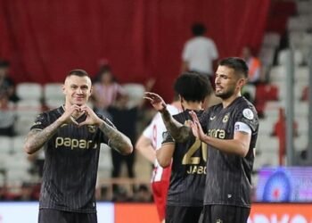 Hücum lideri Zubkov