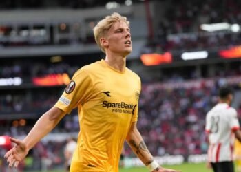 Trabzonspor’da Albert Gronbaek sesleri! Transfere sıcak bakıyor