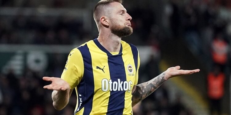 TRANSFER HABERİ – Fenerbahçe Skriniar’dan vazgeçiyor! İşte yerine gelecek isim