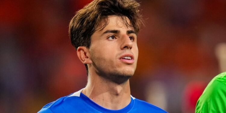 TRANSFER HABERİ | Trabzonspor’un sağ beki Komşu’dan: Lazaros Rota!