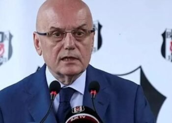 Beşiktaş Divan Kurulu Başkanı Tevfik Yamantürk, görevinden ayrıldığını açıkladı