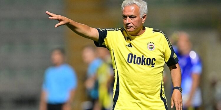 Fenerbahçe’de Jose Mourinho’dan geleceğine dair açıklama!