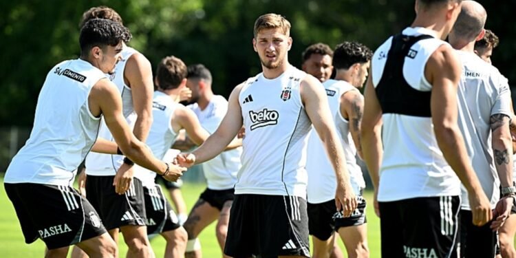 Premier Lig ekibi Semih Kılıçsoy’dan vazgeçmiyor! İşte Beşiktaş yönetiminin transfer kararı