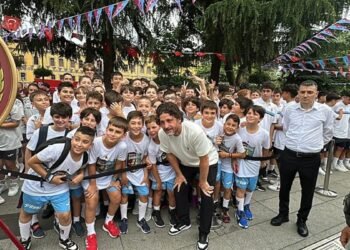 Fatih Tekke’ye yoğun ilgi