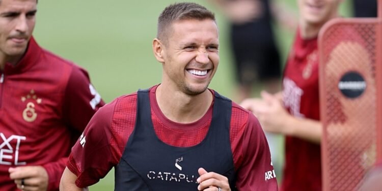 Galatasaray’da ayrılık resmen açıklandı! Przemyslaw Frankowski…