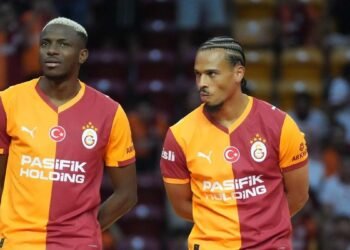 Galatasaray’da Sane ve Osimhen için imza töreni düzenlendi