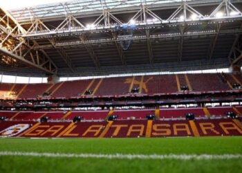 Galatasaray’dan zemin açıklaması!