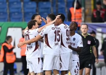 Çaykur Rizespor 1-2 Trabzonspor (MAÇ SONUCU ÖZET) | Karadeniz derbisinde kazanan Fırtına!