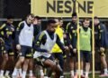 Fenerbahçe derbi hazırlıklarını sürdürdü