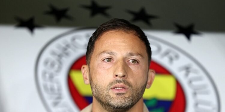 Fenerbahçe Teknik Direktörü Tedesco’dan flaş Galatasaray ve transfer sözleri!