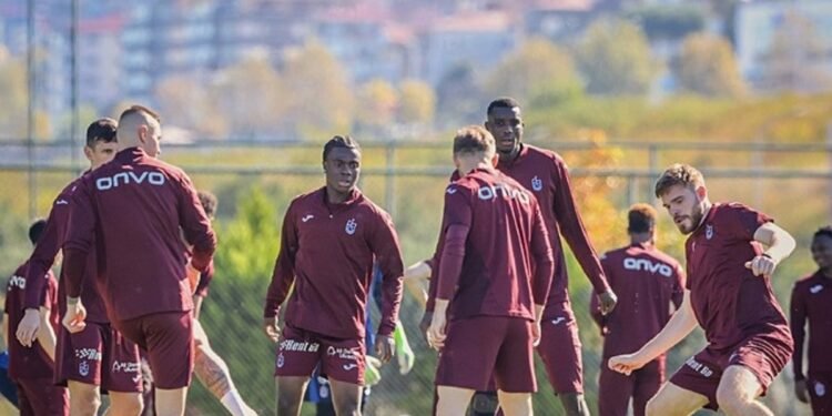 Trabzonspor’un Galatasaray maçı kamp kadrosu belli oldu!