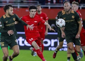 TRANSFER HABERİ: Beşiktaş yeni sol bekini Hollanda’da buldu! Bedelsiz olarak gelebilir