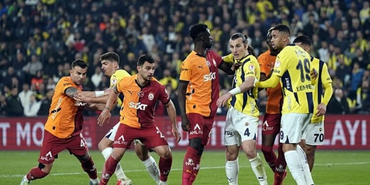 Abdullah Ercan’dan derbi yorumu! “Kadıköy’de kesin favori…”