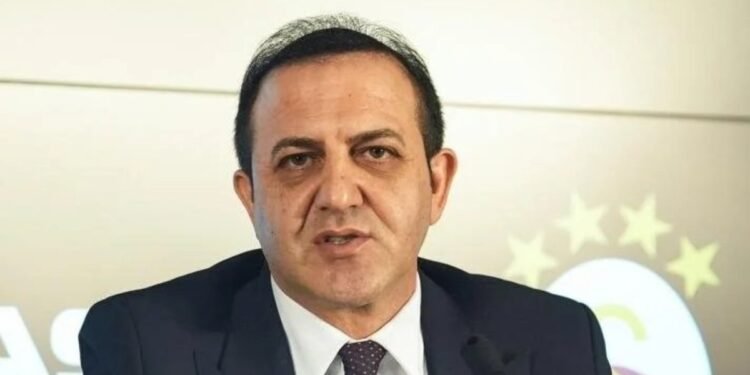 Abdullah Kavukcu’dan derbi ve hakem sözleri! “Fenerbahçe maçında…”