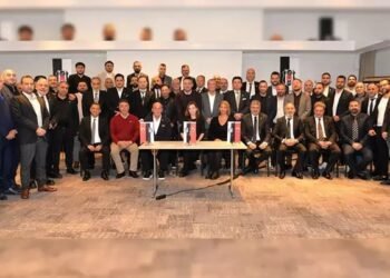 Avrupa’daki Beşiktaş derneklerinin başkanları Köln’de toplandı!