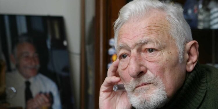 Beşiktaş Süleyman Seba’yı andı