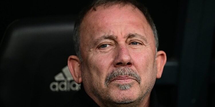 Beşiktaş Teknik Direktörü Sergen Yalçın: Psikolojimiz bozuldu!