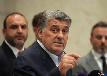 Beşiktaş’ta Serdal Adalı’dan Rafa Siva’ya 15 milyon Euro’luk ret