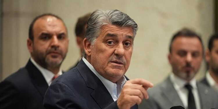 Beşiktaş’ta Serdal Adalı’dan Rafa Siva’ya 15 milyon Euro’luk ret