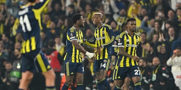 En skorer takım Fener