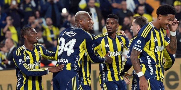 Fenerbahçe seriyi 5 maça çıkarmanın peşinde! İşte Tedesco’nun Rizespor maçı 11’i