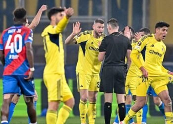 Fenerbahçe’den UEFA’ya Hollandalı hakem için başvuru!