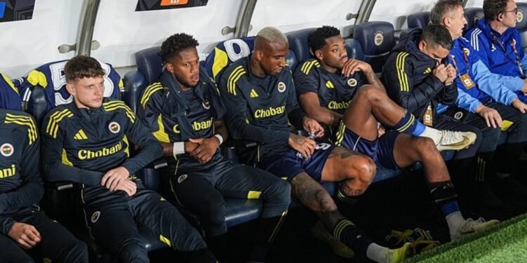 Fenerbahçe’nin yıldızı ülkesine mi dönecek? 3 talibi var