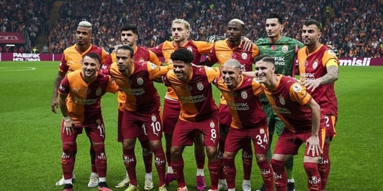 Galatasaray’a Fenerbahçe derbisi öncesi 3 isimden müjdeli haber! 2’si sahada 1’i yedekte olacak