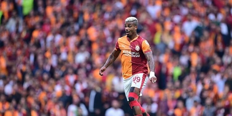 Galatasaray’da Lemina şoku! Yıldız oyuncu sakatlandı