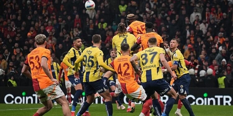 Nefesler tutuldu! İşte Fenerbahçe-Galatasaray derbisi 11’leri