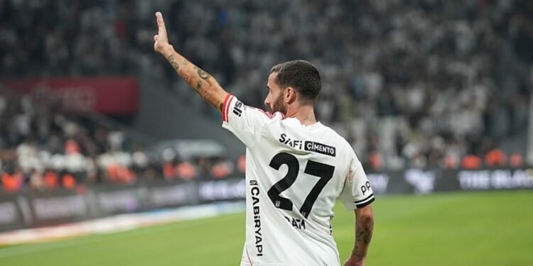 Rafa Silva Beşiktaş’tan ayrılacak mı?