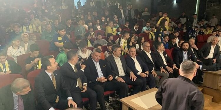 Sadettin Saran: İnşallah sizden aldığımız moralle 3 puanla döneceğiz