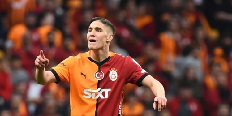 Sallai’nin bacağındaki yara dikkat çekti!